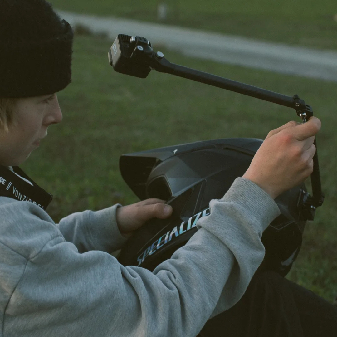 BOOM Y SOPORTES ADHESIVOS GOPRO - Impulso Shop