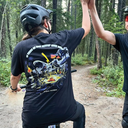 PLAYERA SDG DIRT SURFIN' GOOD TIMES
