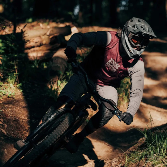 CASCO IXS TRIGGER FF MIPS